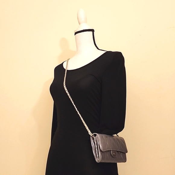 Chanel Matelasse Quilted CC Silver T Flap Wallet Leather Mesh + Entrupy COA - Picture 2 of 16